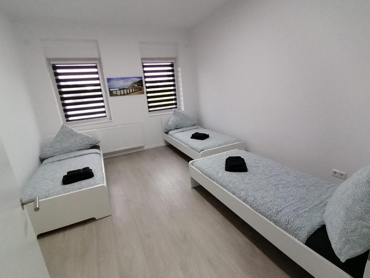 Estrella24 Living Rooms Singapur Герне Екстер'єр фото