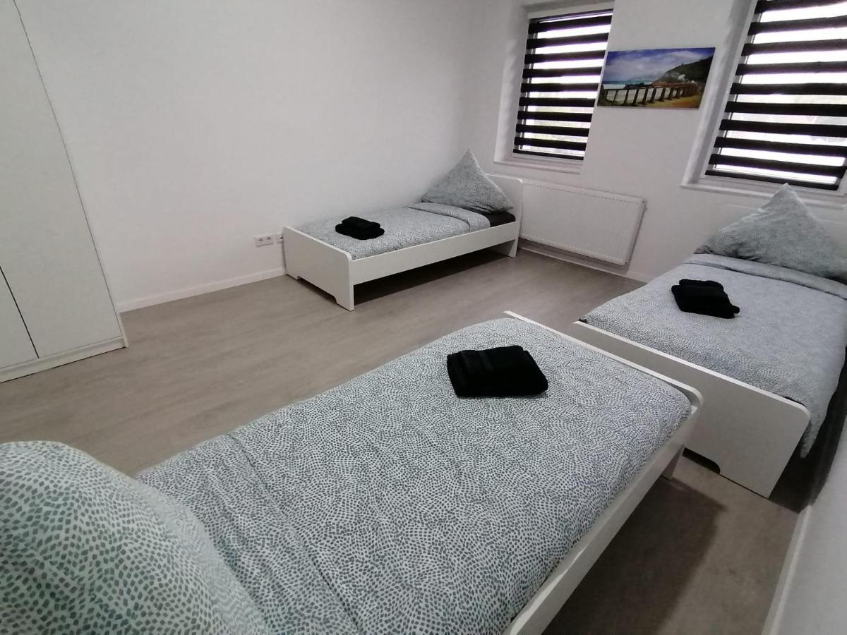 Estrella24 Living Rooms Singapur Герне Екстер'єр фото